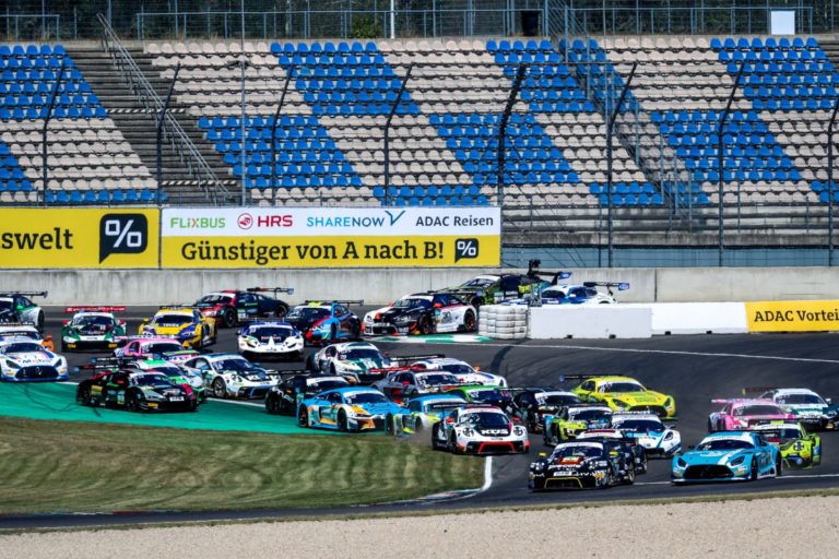 Spannung pur: Titelkampf im ADAC GT Masters geht in die vorletzte Runde