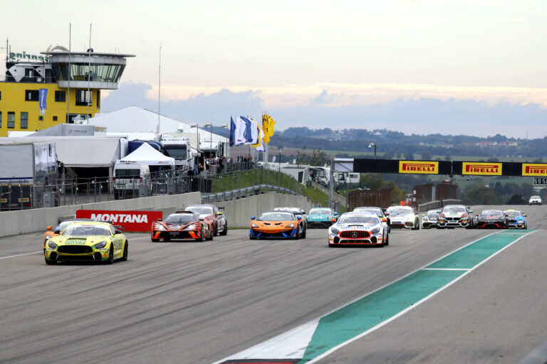 Oschersleben: Spannender Fünfkampf um Titel in ADAC GT4 Germany