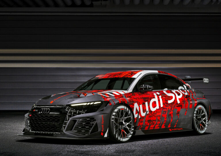 Weltpremiere des neuen Audi RS 3 LMS