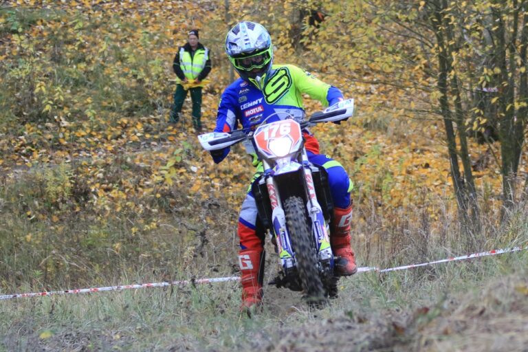 MacDonald dominiert auch in Grünheide – Fischeder holt ersten Titel in E3