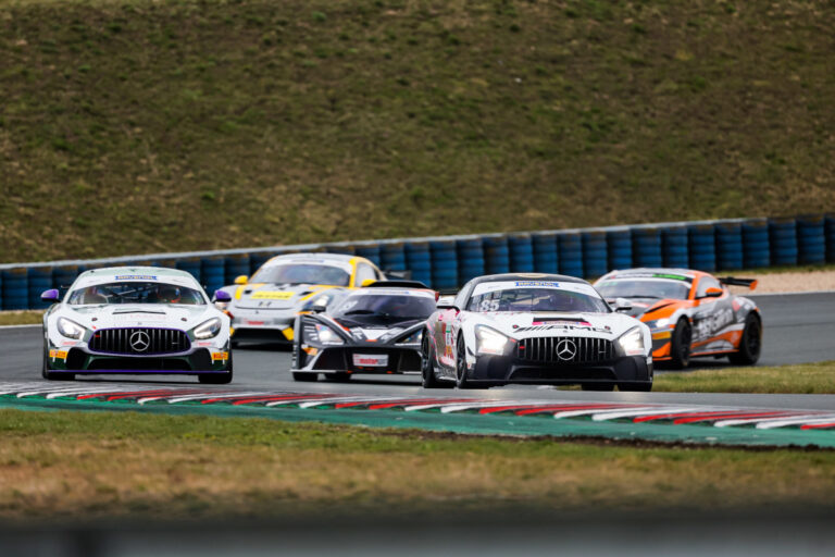 Oschersleben: Porsche mit Bestzeit bei Testtagen der ADAC GT4 Germany