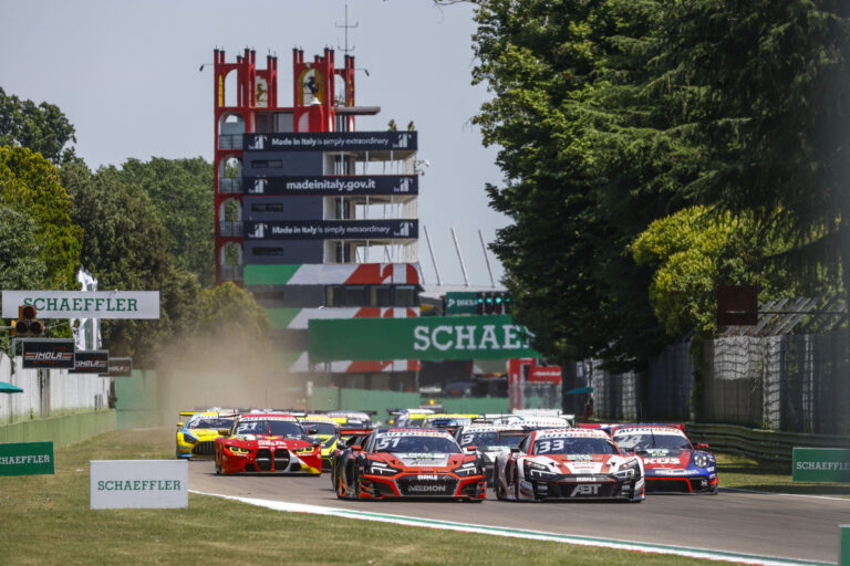 Erster DTM-Sieg nach 587 Tagen: Rast gewinnt in Imola