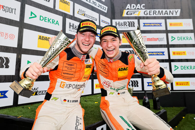 Ortmann/Sasse gewinnen die ADAC GT4 Germany 2022