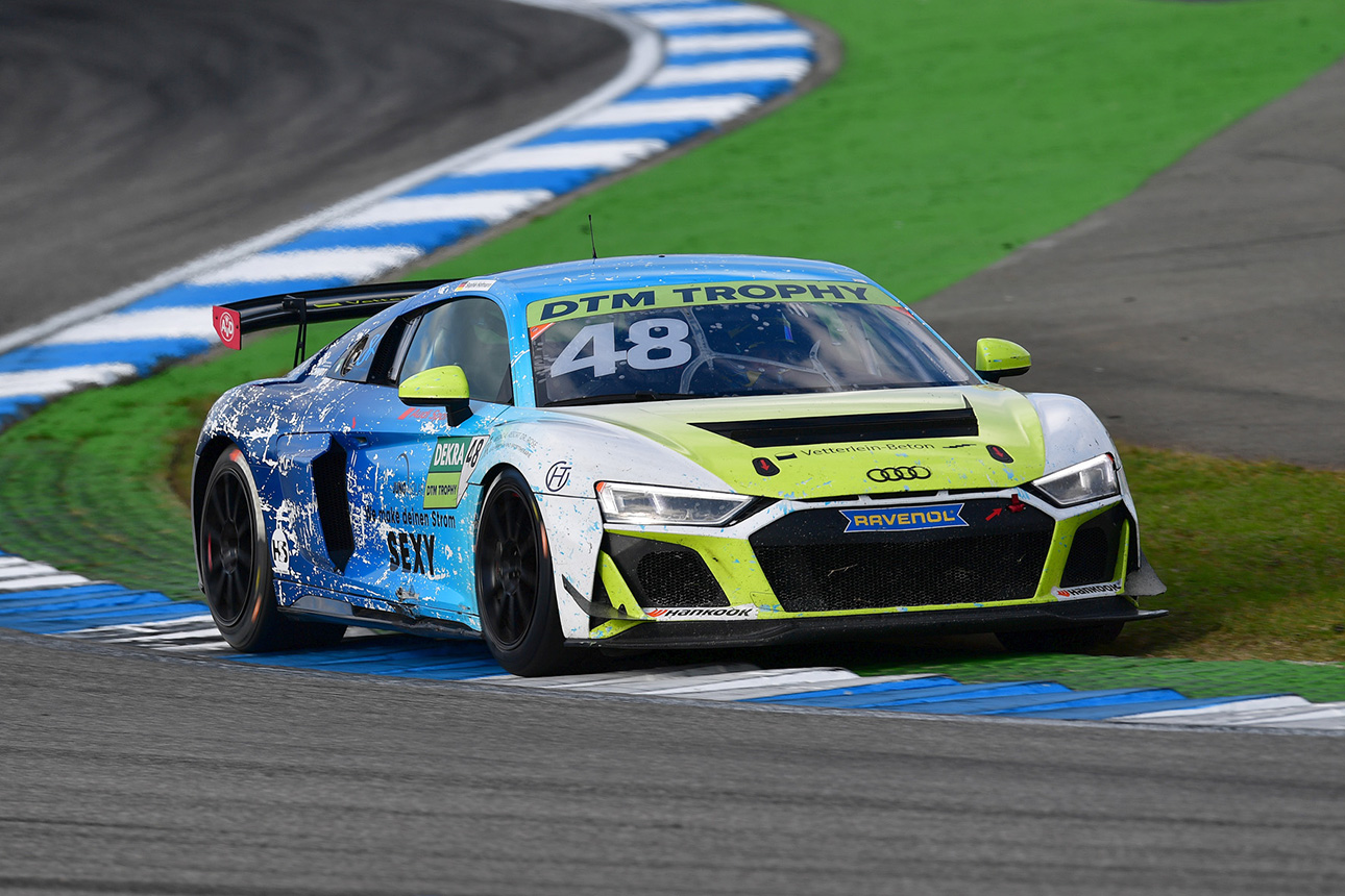 Saisonfinale auch für Sophie Hofmann Bei der DTM Trophy in Hockenheim im volleren Feld gut behauptet