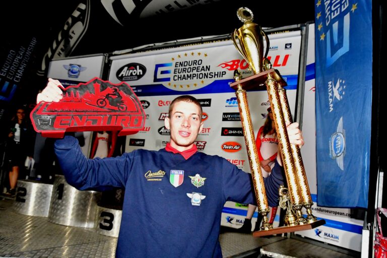 Italiener gewann vorgezogenen Novemberpokal – Enrico Rinaldi an beiden Tagen Schnellster aller Klassen