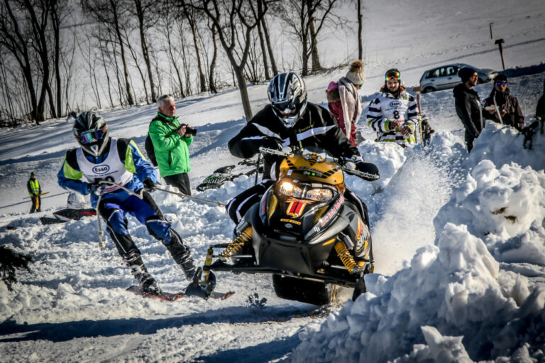 Es geht los – Ski-kjöring am Sonntag in Sayda